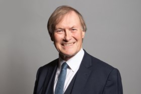 Politie beschouwt dodelijke aanval op parlementslid David Amess als terreurdaad