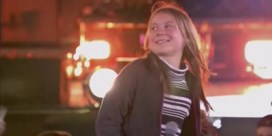 Dansende Greta Thunberg verrast publiek bij benefietconcert