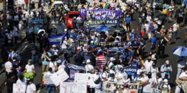 Duizenden mensen op straat tegen Salvadoraanse president en bitcoin
