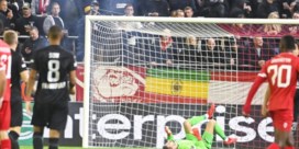 Zware straf voor Antwerp: Bosuil blijft leeg tegen Fenerbahçe