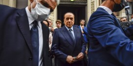 Italiaanse oud-premier Berlusconi vrijgesproken van omkoping getuigen