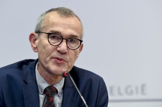 Minister Vandenbroucke wil al verplichte coronapas vanaf vijftig personen