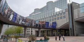 Vzw vecht coronapas als toegangsbewijs voor Europees Parlement aan