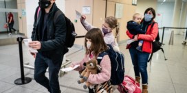Vliegvakantie kost gezin tot 350 euro extra