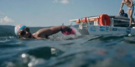 Paralympiër zwemt als eerste Titicacameer over