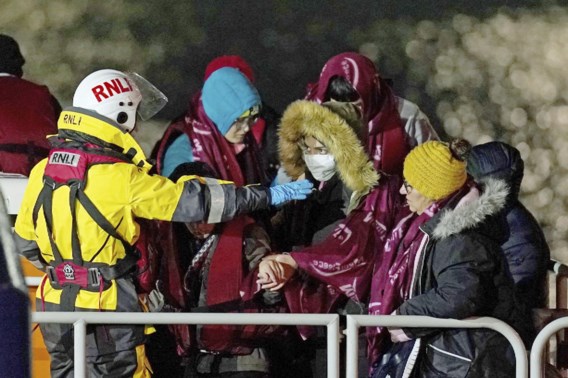 Frankrijk annuleert overleg met VK over migranten die Kanaal  oversteken  