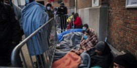Onderkoelde asielzoekers omdat politiek treuzelt met noodopvang
