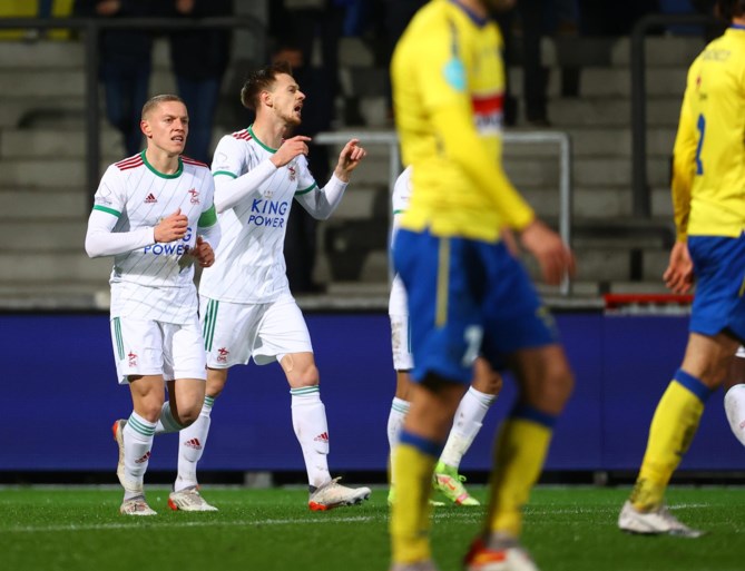 Club Brugge plaatst zich pas na strafschoppen voor kwartfinales Croky Cup,  bekersprookje Westerlo voorbij