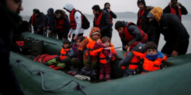 Podcast. Na drama op Kanaal: waarom blijven migranten de overtocht naar Engeland wagen?