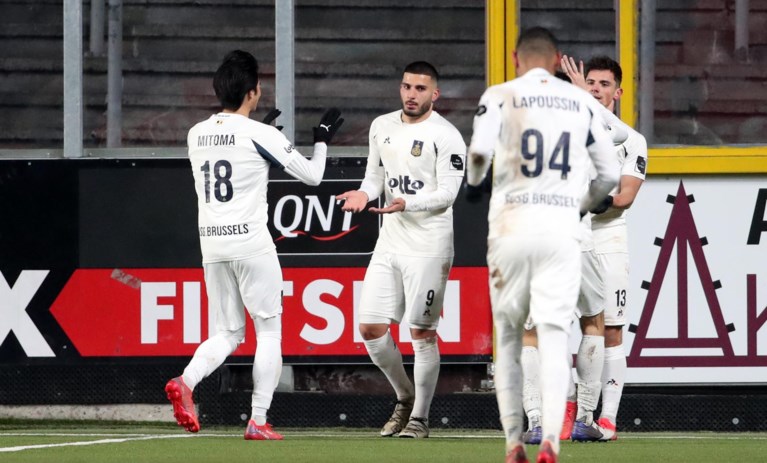 Undav bezorgt Union moeizame zege tegen STVV