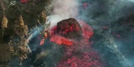 Megarotsblok drijft in lavastroom van vulkaan op La Palma af