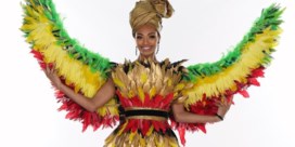 Miss België Kedist Deltour naar Miss Universe in vogeloutfit  