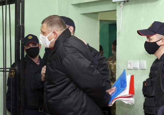 Echtgenoot van Wit-Russische oppositieleidster Tichanovskaja tot 18 jaar cel veroordeeld