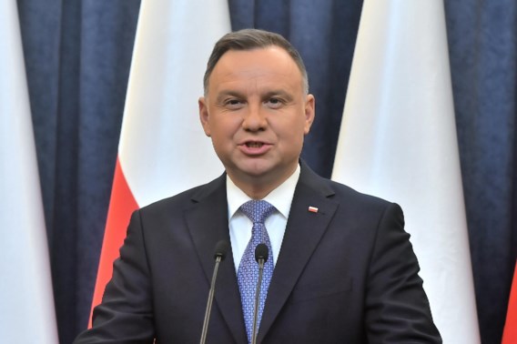 Poolse president toch op de rem voor controversiële mediawet