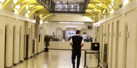 Twee gedetineerden uit gevangenis van Aarlen ontsnapt op oudejaarsavond  