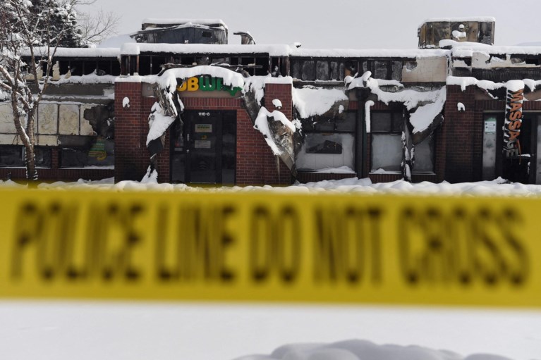 Drie mensen vermist na bosbranden in Colorado, bijna 1.000 huizen verwoest