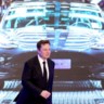 Elon Musk tijdens een presentatie van een nieuw Tesla-model in Shanghai, China. 