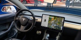 Tesla trekt prijs ‘zelfrijdende’ technologie op  