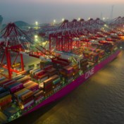 Corona treft China hard: fabrieken sluiten, schepen staan in file   