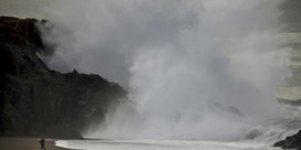 Helse knallen in Fiji en wilde golven langs het Amerikaanse continent: de wereld voelde de vulkaanuitbarsting in Tonga  