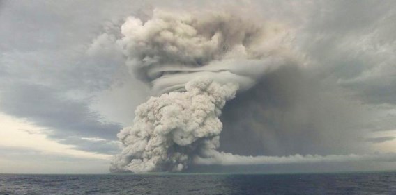 Twee vrouwen verdronken in Peru door vulkaanuitbarsting 10.000 km verderop
