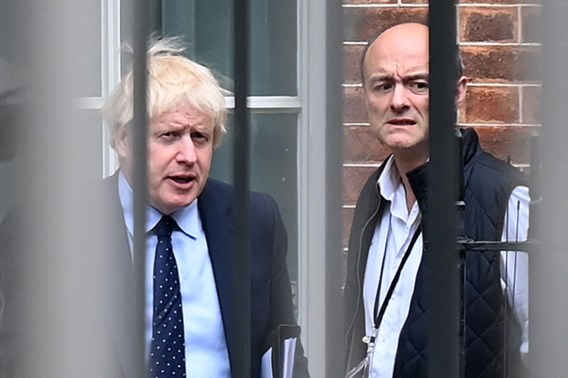 Voormalig adviseur Britse premier gooit olie op het vuur: ‘Johnson loog tegen het parlement’