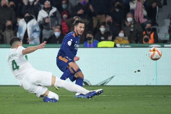 Eden Hazard trapt zwoegend Real Madrid in minuut 115 naar volgende bekerronde