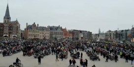 1.500 motoren brullen voor kleuter Dean op Grote Markt Sint-Niklaas  