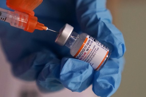 Pfizer en BioNTech starten klinische studie naar omikronvaccin