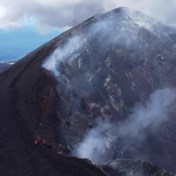Op de rand van een vulkaan: beelden geven inkijk kraters La Palma  