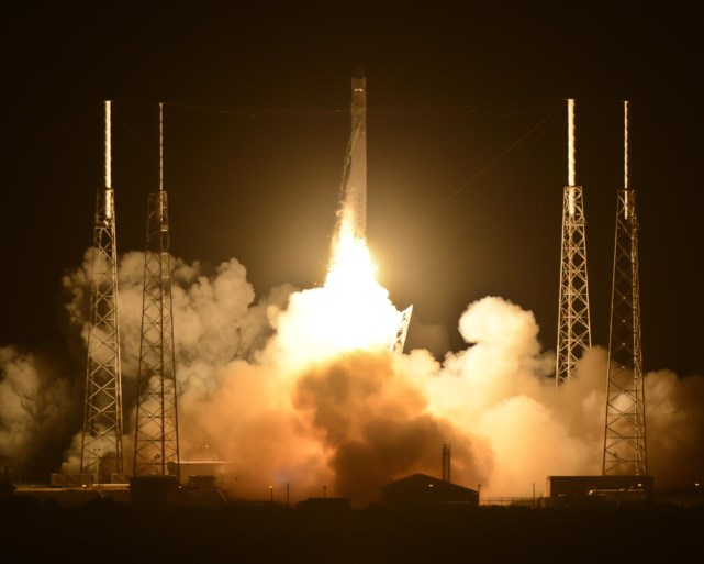 Ongecontroleerde SpaceX-raket crasht binnenkort op de maan