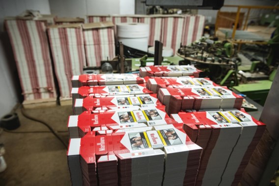 30 ton tabak in illegale sigarettenfabriek in Balen