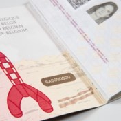 Kuifjeraket siert nieuw Belgisch paspoort   