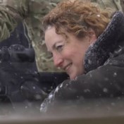 Burgermedewerkers in Oekraïne krijgen militaire training  
