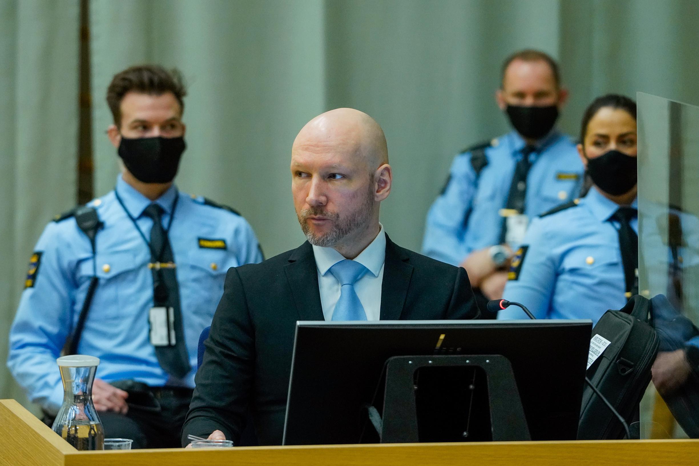 Tidlig løslatelse for massemorder Breivik nektet