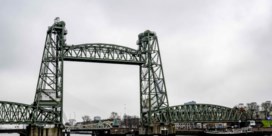 Burgemeester Rotterdam: nog geen vergunning voor ontmanteling brug voor megajacht Bezos  