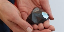 Sotheby’s veilt ‘het enigma’, de grootste zwarte diamant ter wereld  