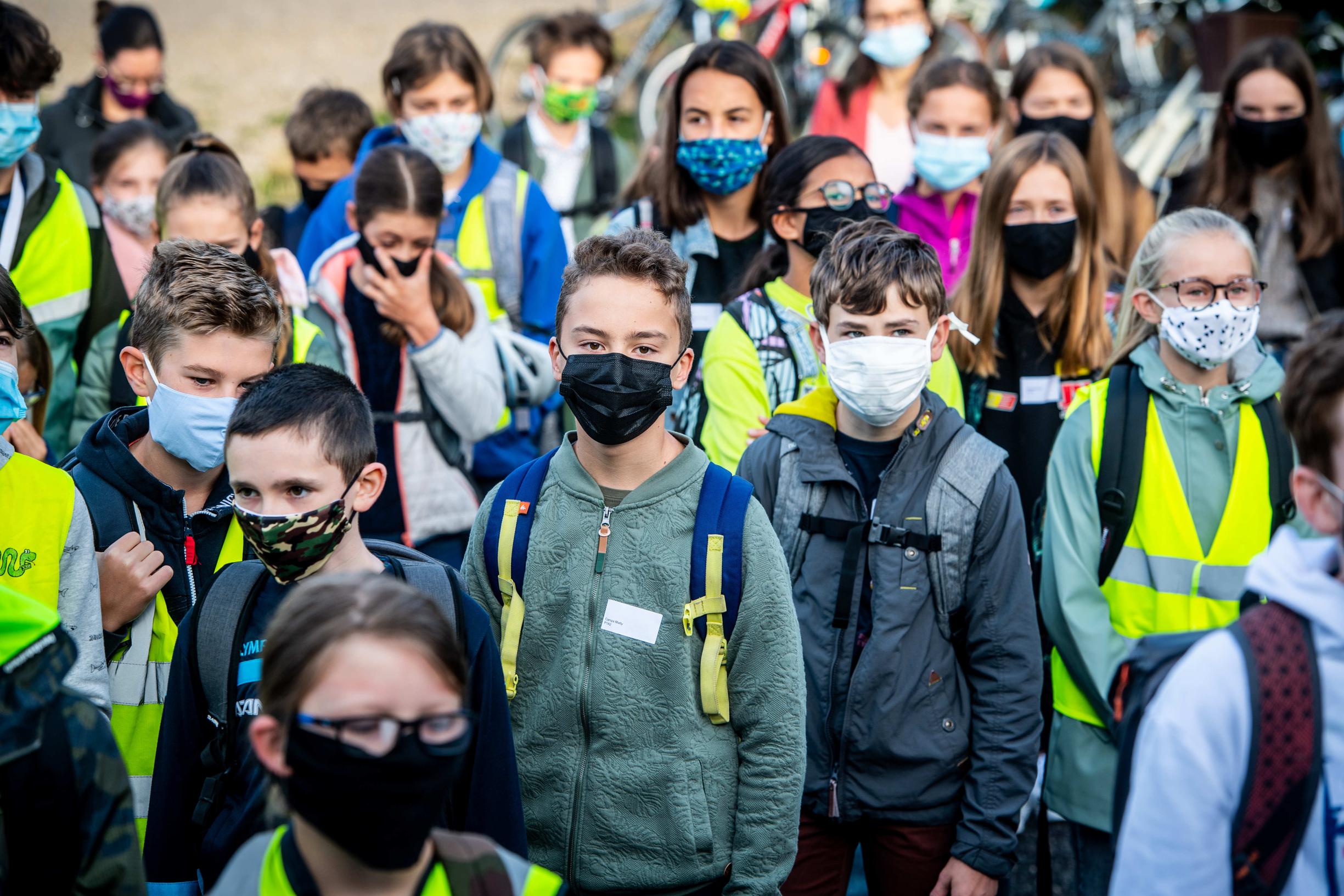 Waarom Het Mondmasker Voor Kinderen Nooit Echt Overtuigend Was | De ...