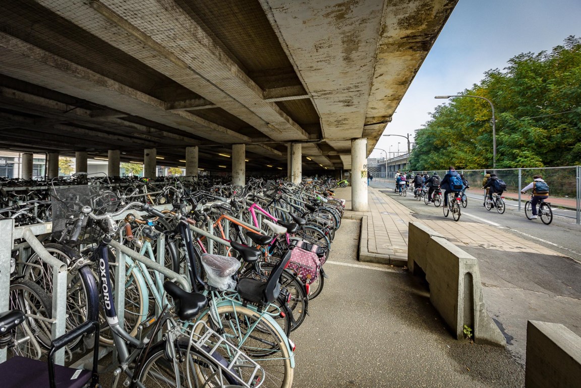 eb Skalk Advertentie Dijlestad wijzigt politiereglement: fiets foutparkeren kan je wat kosten  (Mechelen) | De Standaard Mobile