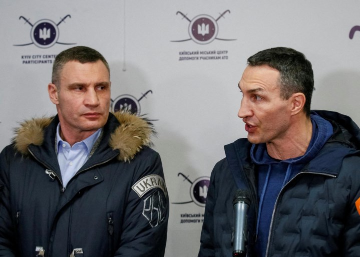 Ex-bokser en burgemeester van Kiev Vitali Klitsjko zal wapens opnemen en vechten voor Oekraïne