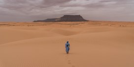 Kristien Hemmerechts bezoekt Mauritanië, waar de duinen het laatste woord hebben