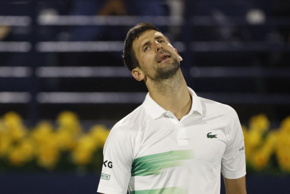 Ongevaccineerde Djokovic ook geweerd uit de VS