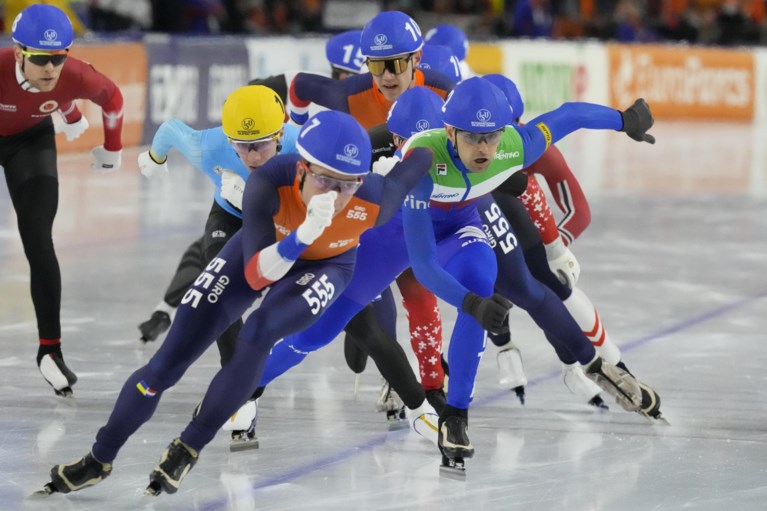 Bart Swings wint Wereldbeker massastart in Thialf