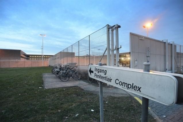 Gedetineerde steekt cipier neer in gevangenis van Brugge: ‘Ernstige agressie’