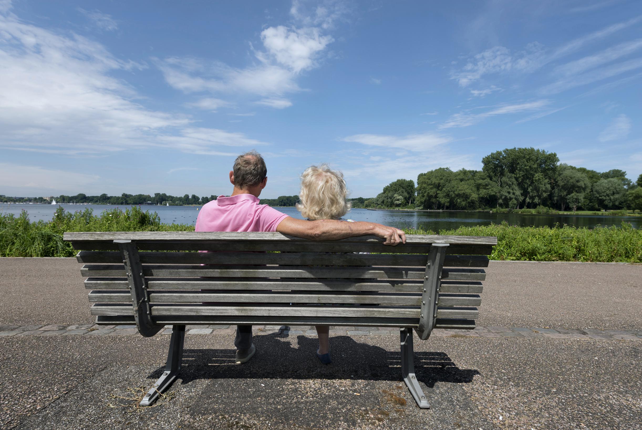 Pensioen­dienst geeft bijna 100 miljoen euro minder uit door corona