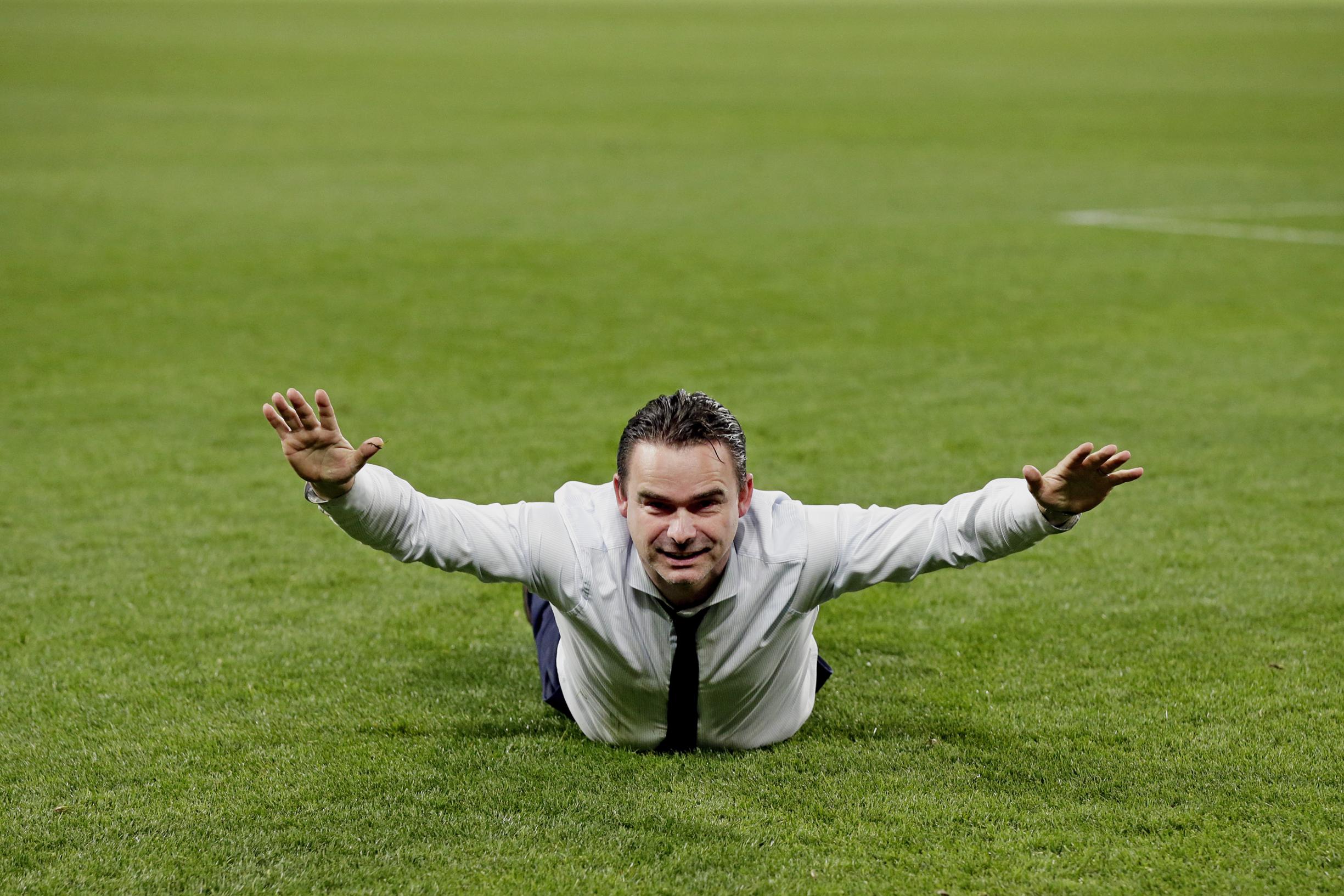 Antwerp, het afvoerputje voor direc­teuren die niemand wil hebben