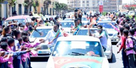 Groot feest in Eritrea: wielrenner Biniam Girmay als koning ontvangen