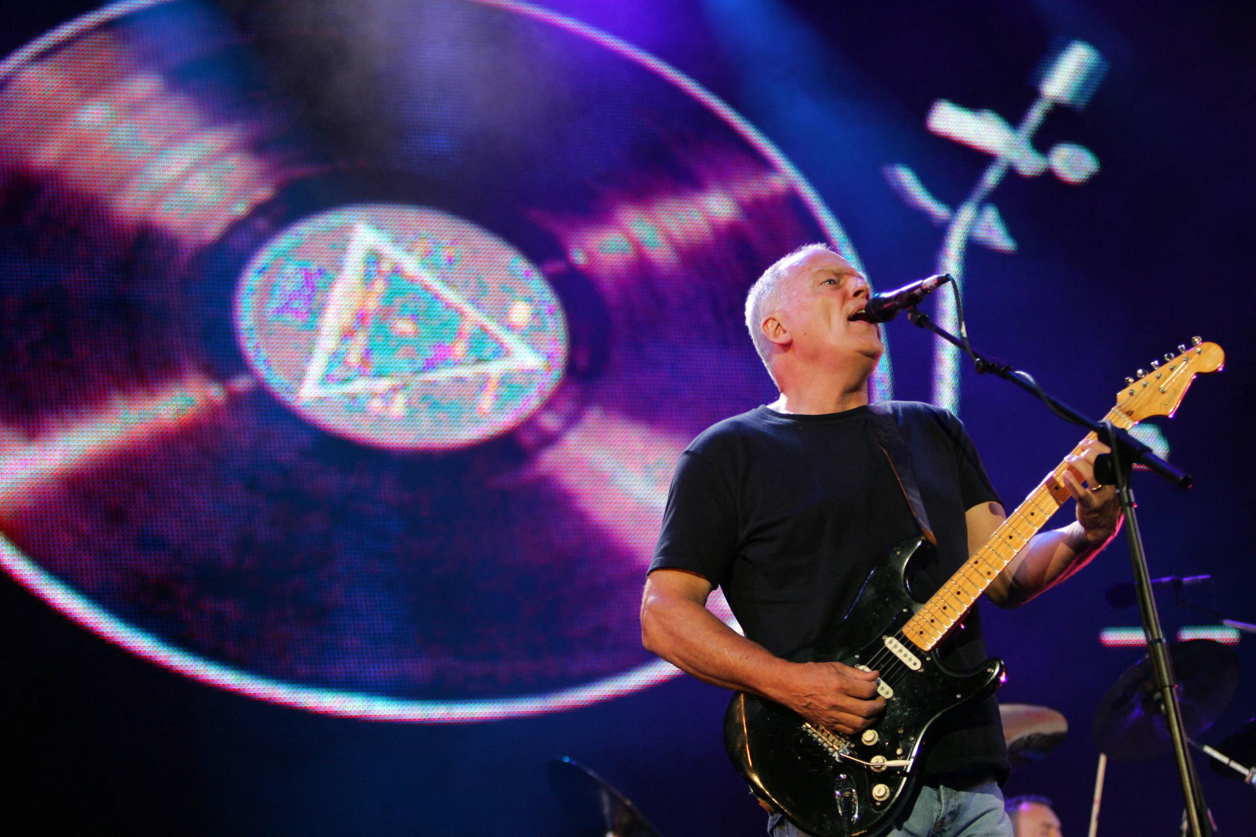 Pink Floyd so frustrated by war in Ukraine that it releases new single