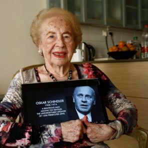 Mimi Reinhardt (107), secretaresse van Oskar Schindler, overleden