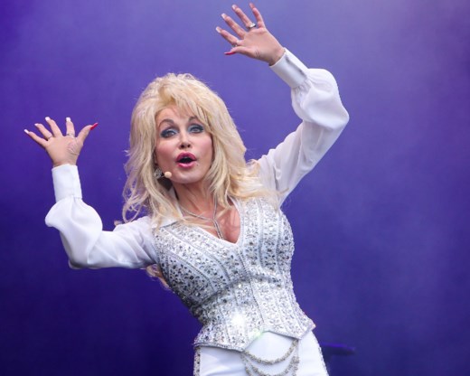 Waarom iedereen houdt van Dolly Parton